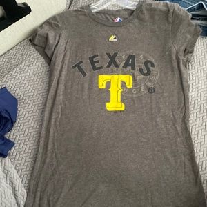 Small women’s Texas rangers tee. Gray and lime green. Official merch